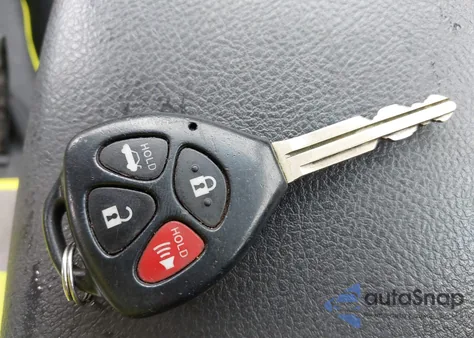 2010 Toyota Corolla S z USA, uszkodzony, nr VIN 1NXBU4EE1AZ358691